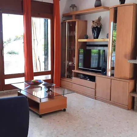 Julia 滨海略雷特